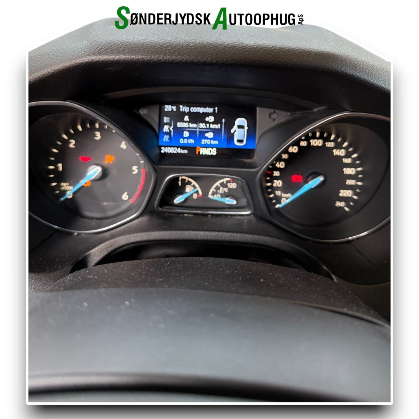 Ford Focus Pluk-Selv-Bil Med OEM Nr. Ophugger Fra Ford Ophugger