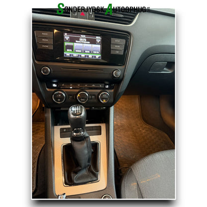 Skoda Octavia Pluk-Selv-Bil Med OEM Nr. Ophugger Fra Skoda Ophugger