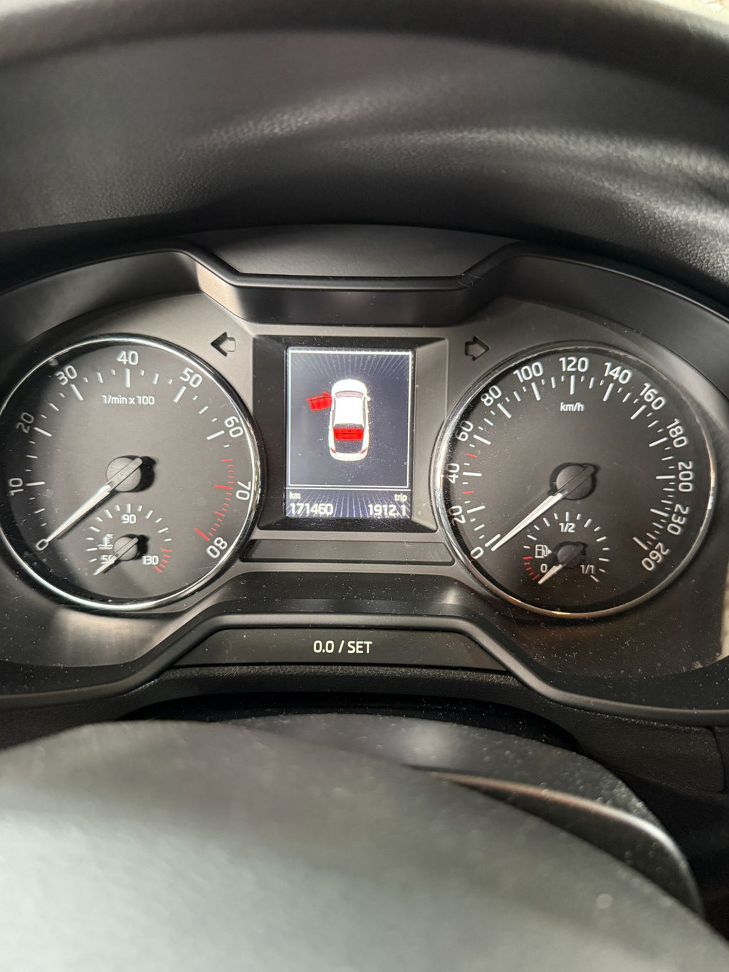 Skoda Octavia Pluk-Selv-Bil Med OEM Nr. Ophugger Fra Skoda Ophugger