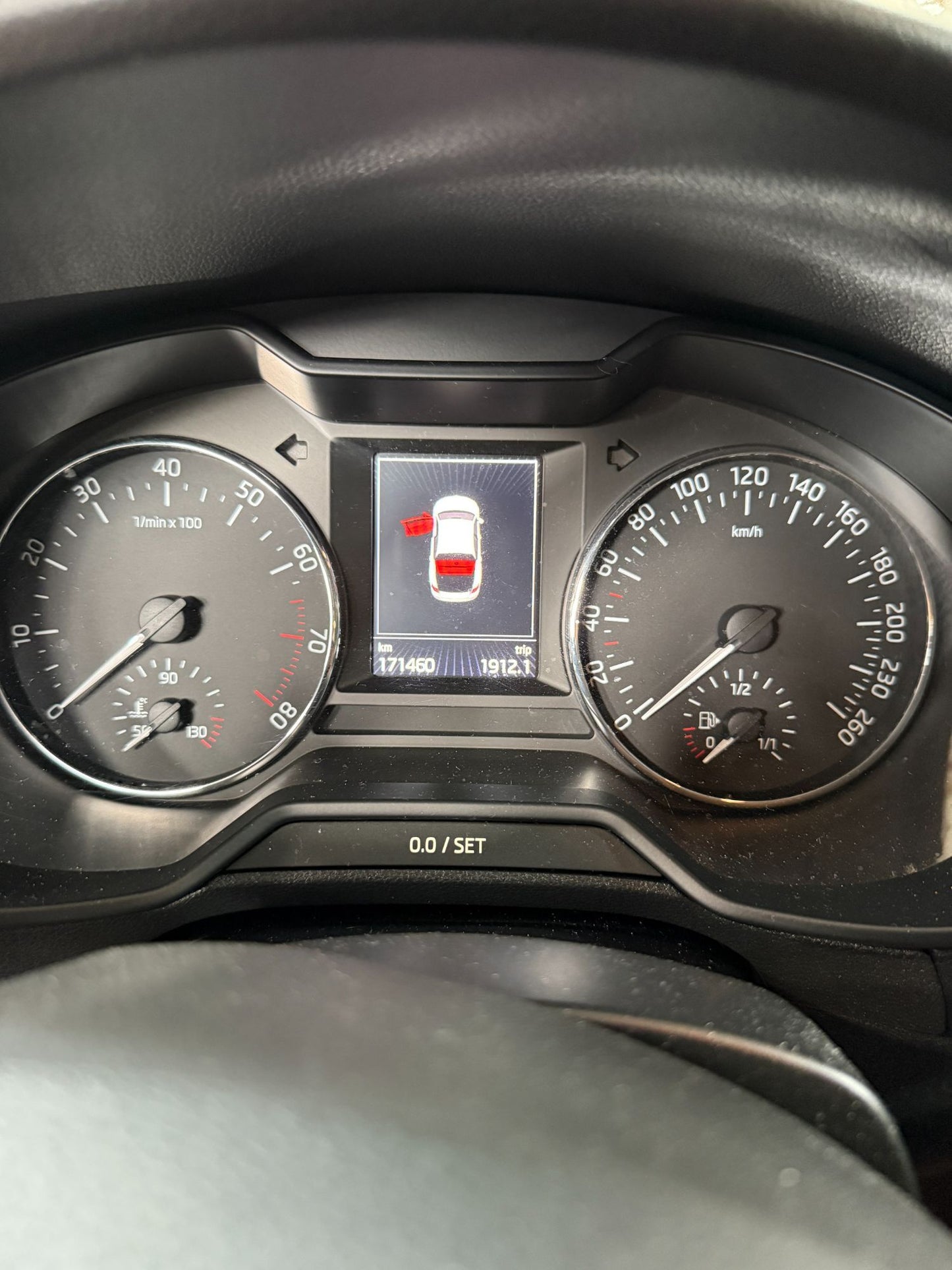 Skoda Octavia Pluk-Selv-Bil Med OEM Nr. Ophugger Fra Skoda Ophugger