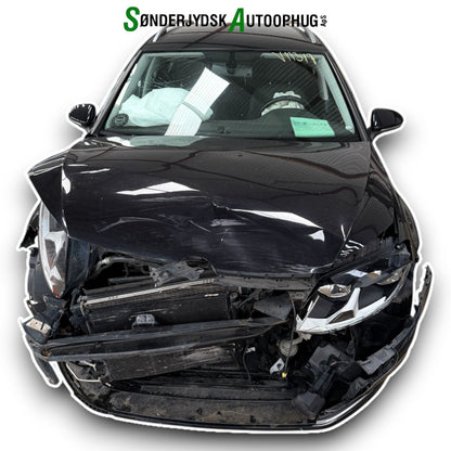 VW Golf 7 AU Pluk-Selv-Bil Med OEM Nr. Ophugger Fra VW Ophugger