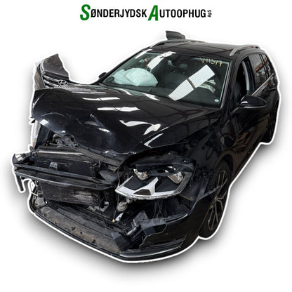 VW Golf 7 AU Pluk-Selv-Bil Med OEM Nr. Ophugger Fra VW Ophugger