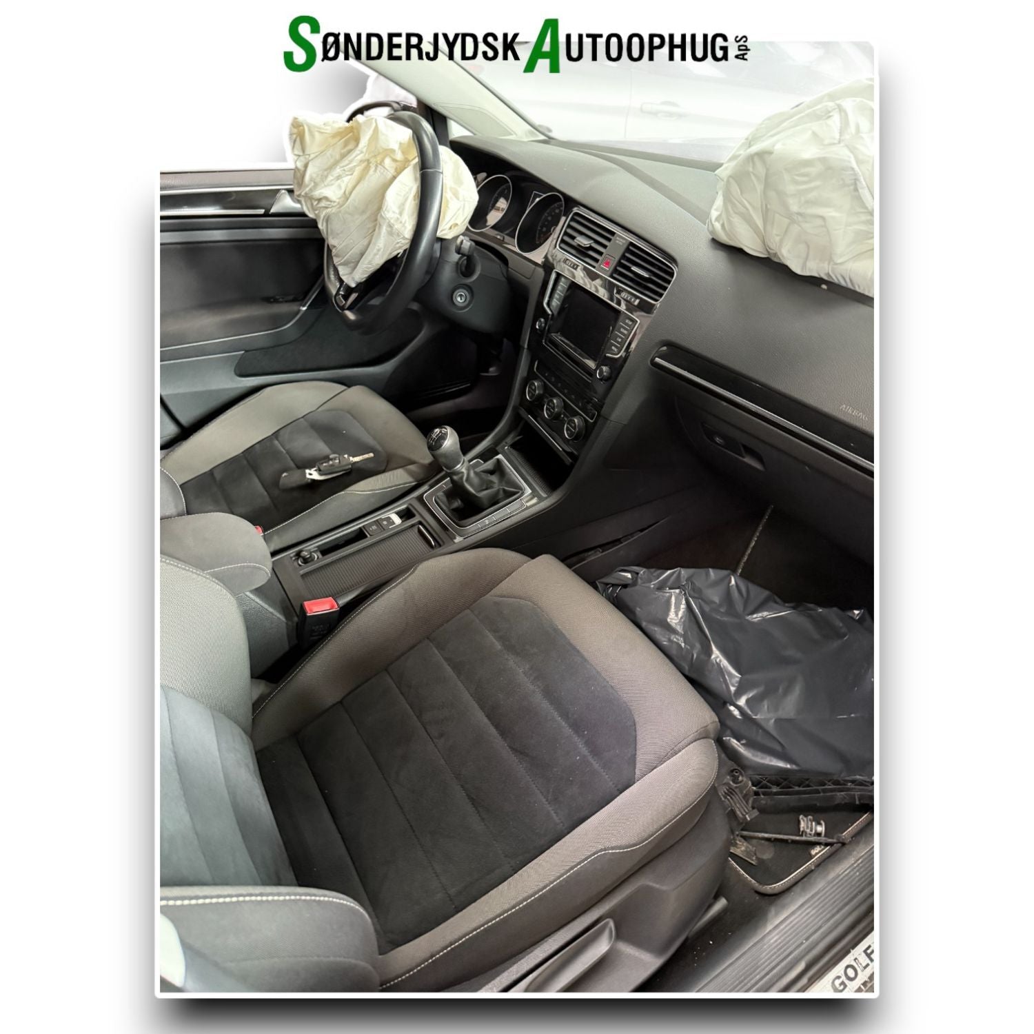 VW Golf 7 AU Pluk-Selv-Bil Med OEM Nr. Ophugger Fra VW Ophugger