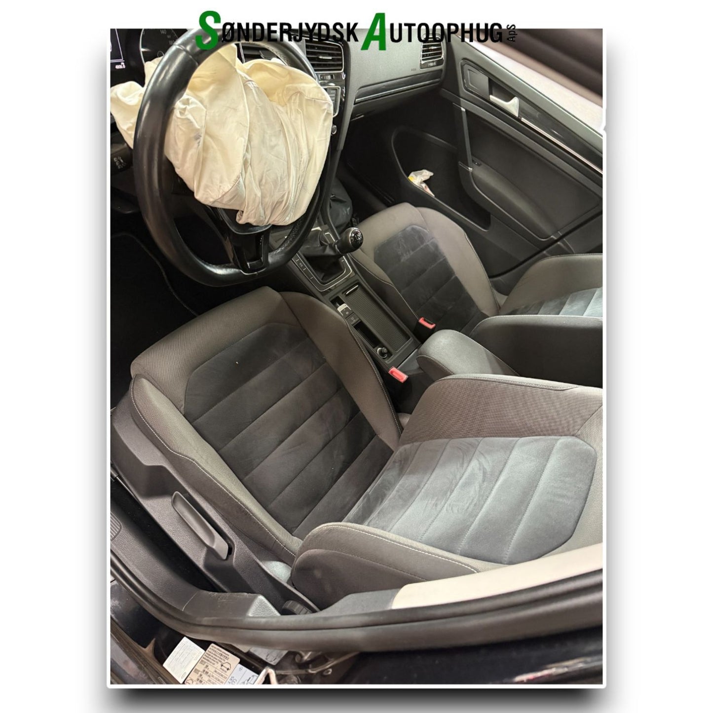 VW Golf 7 AU Pluk-Selv-Bil Med OEM Nr. Ophugger Fra VW Ophugger