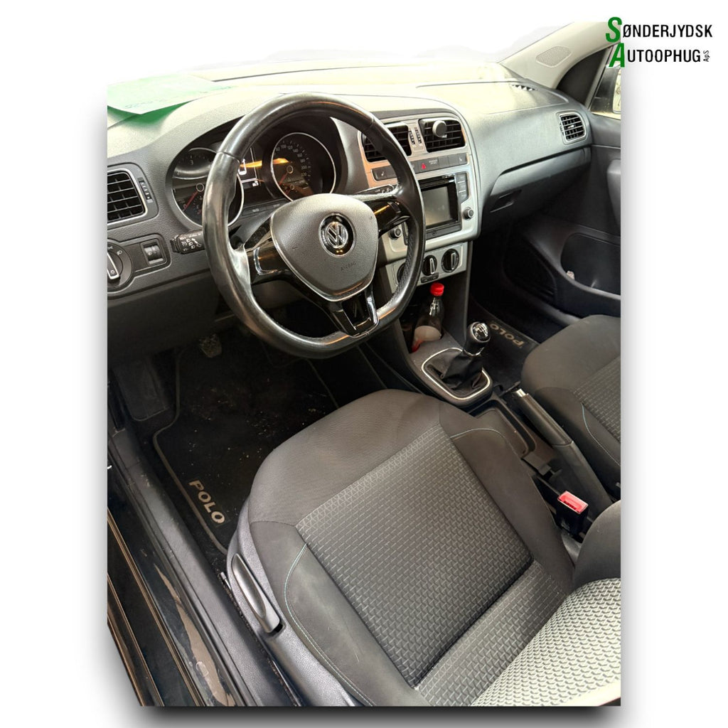VW Polo 6C Pluk-Selv-Bil Med OEM Nr. Ophugger Fra VW Ophugger