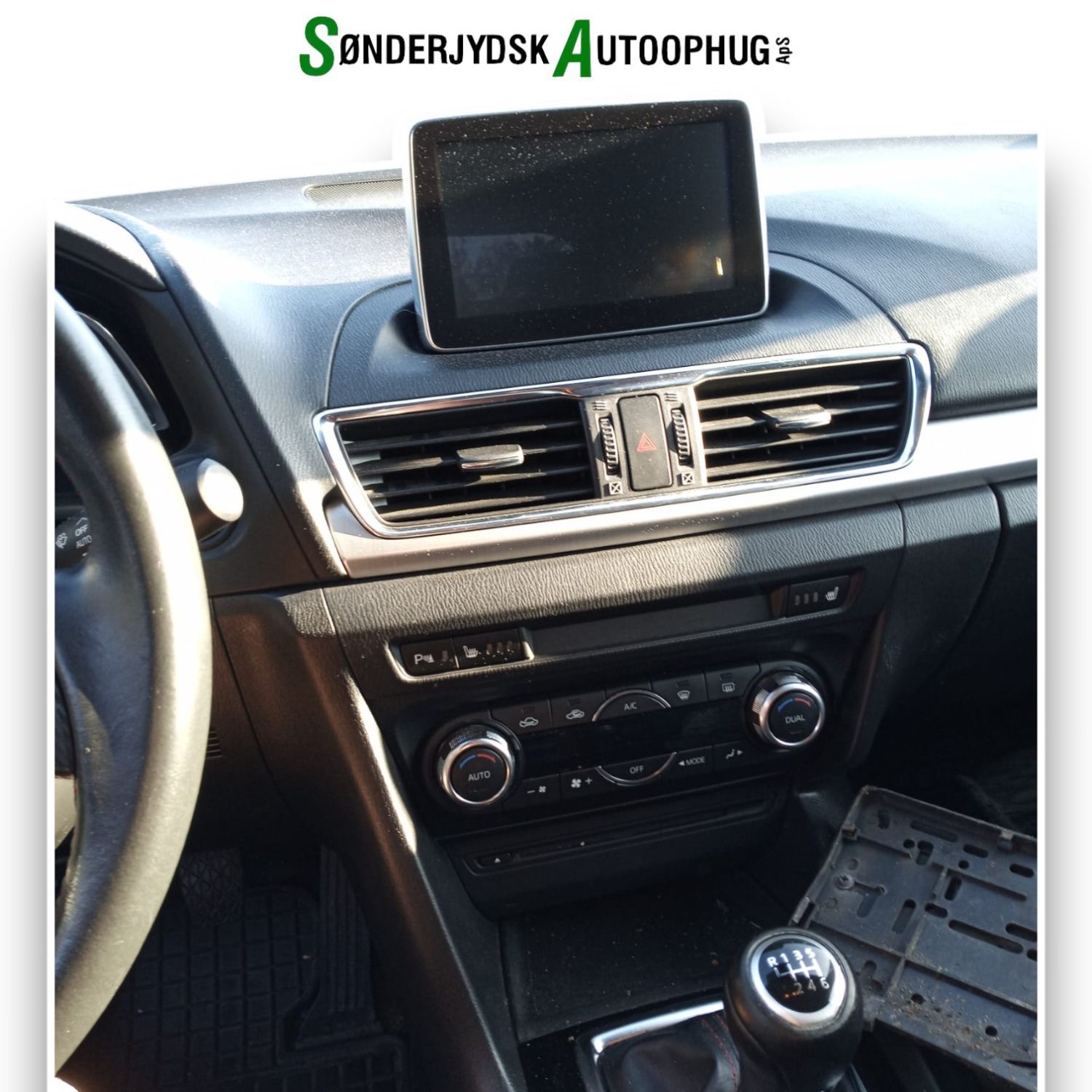 Mazda 3 Bm Pluk-Selv-Bil Med OEM Nr. Ophugger Fra Mazda Ophugger