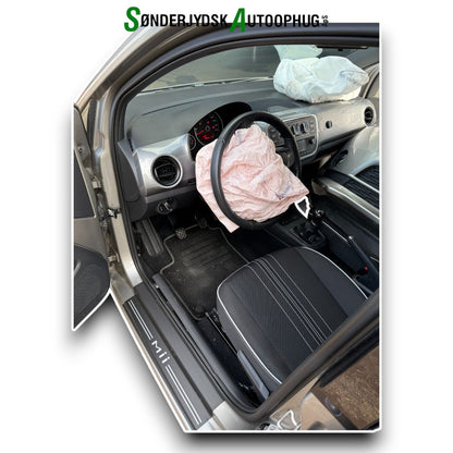Seat Mii Pluk-Selv-Bil Med OEM Nr. Ophugger Fra Seat Ophugger