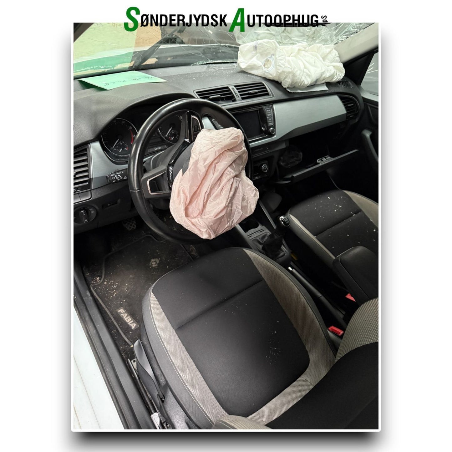 Skoda Fabia Pluk-Selv-Bil Med OEM Nr. Ophugger Fra Skoda Ophugger