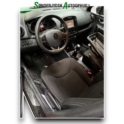 Renault Clio 4 Pluk-Selv-Bil Med OEM Nr. 8201704812 Fra Renault Ophugger