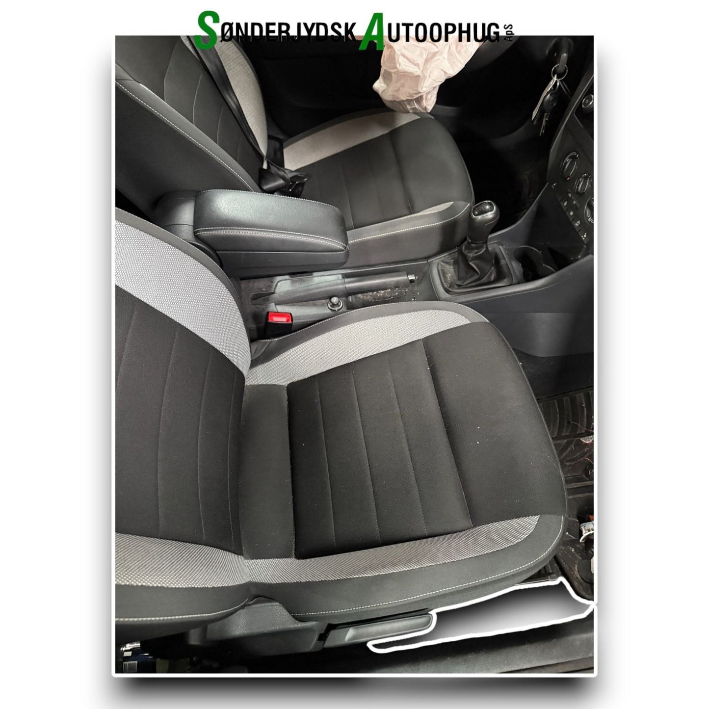Skoda Rapid Pluk-Selv-Bil Med OEM Nr. 04E100031B Fra Skoda Ophugger