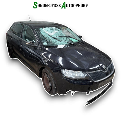 Skoda Rapid Pluk-Selv-Bil Med OEM Nr. Ophugger Fra Skoda Ophugger
