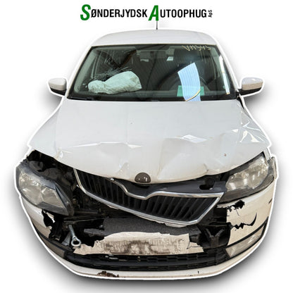 Skoda Rapid Pluk-Selv-Bil Med OEM Nr. Ophugger Fra Skoda Ophugger