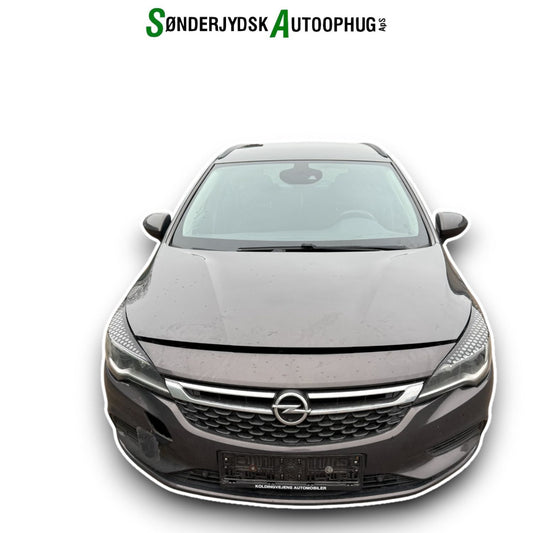 Opel Astra K Pluk-Selv-Bil Med OEM Nr. 55596009 Fra Opel Ophugger