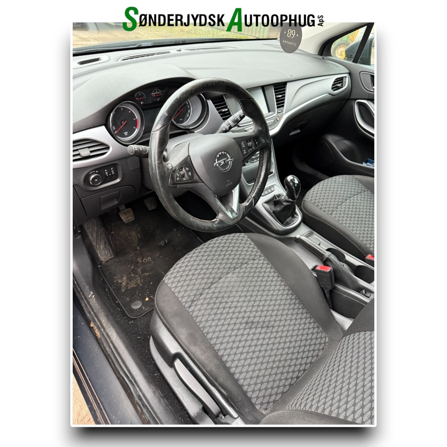 Opel Astra K Pluk-Selv-Bil Med OEM Nr. 95519585 Fra Opel Ophugger