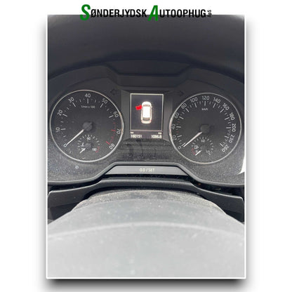 Skoda Octavia Pluk-Selv-Bil Med OEM Nr. Ophugger Fra Skoda Ophugger