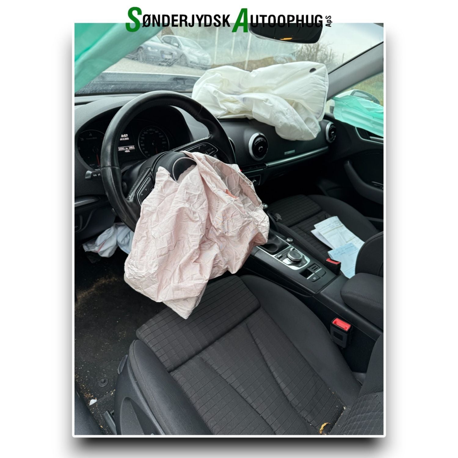 Audi A3 8V Pluk-Selv-Bil Med OEM Nr. Ophugger Fra Audi Ophugger