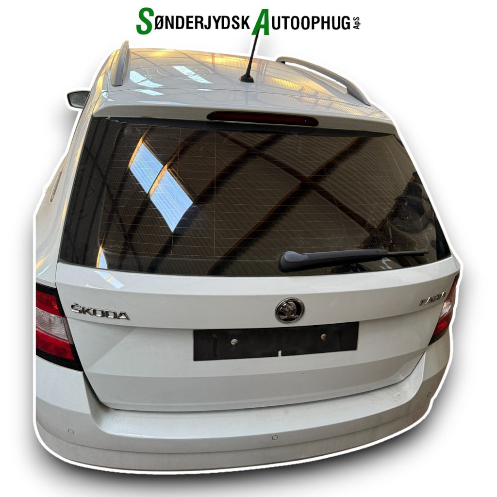 Skoda Fabia Pluk-Selv-Bil Med OEM Nr. Ophugger Fra Skoda Ophugger