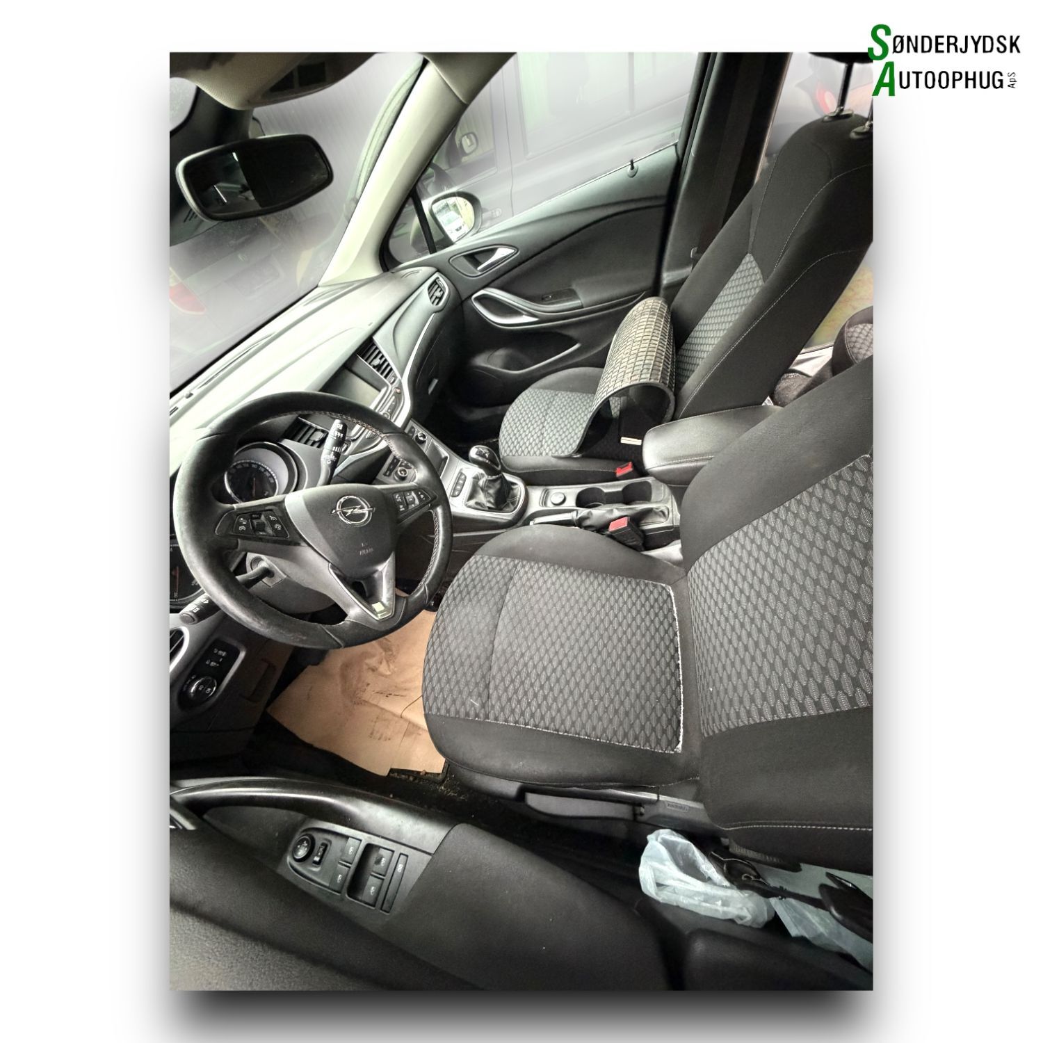 Opel Astra K Pluk-Selv-Bil Med OEM Nr. Ophugger Fra Opel Ophugger