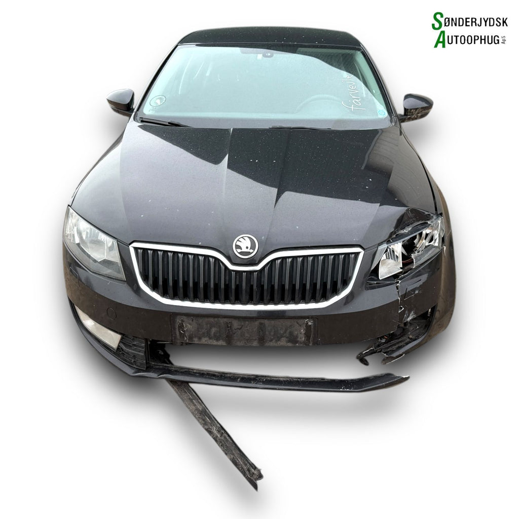 Skoda Octavia Pluk-Selv-Bil Med OEM Nr. Ophugger Fra Skoda Ophugger
