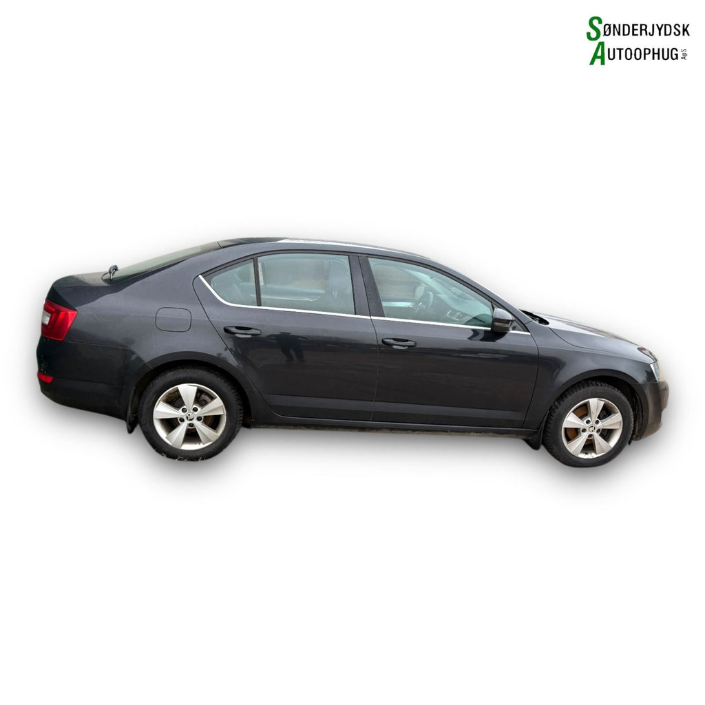 Skoda Octavia Pluk-Selv-Bil Med OEM Nr. Ophugger Fra Skoda Ophugger