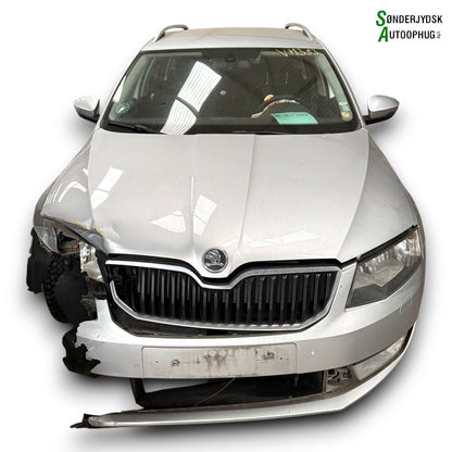 Skoda Octavia Pluk-Selv-Bil Med OEM Nr. Ophugger Fra Skoda Ophugger