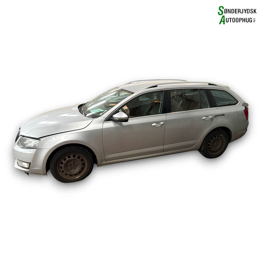 Skoda Octavia Pluk-Selv-Bil Med OEM Nr. Ophugger Fra Skoda Ophugger