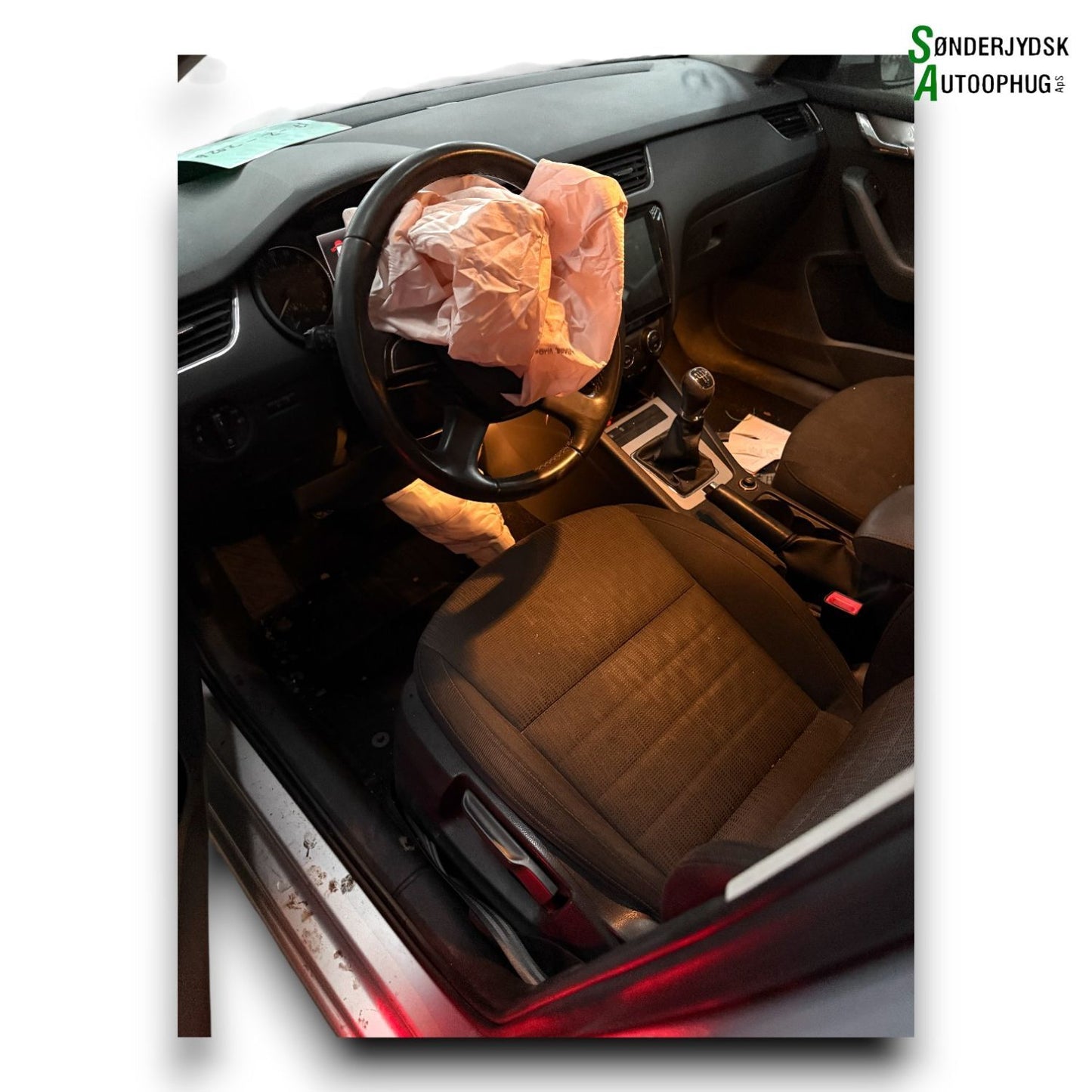 Skoda Octavia Pluk-Selv-Bil Med OEM Nr. Ophugger Fra Skoda Ophugger