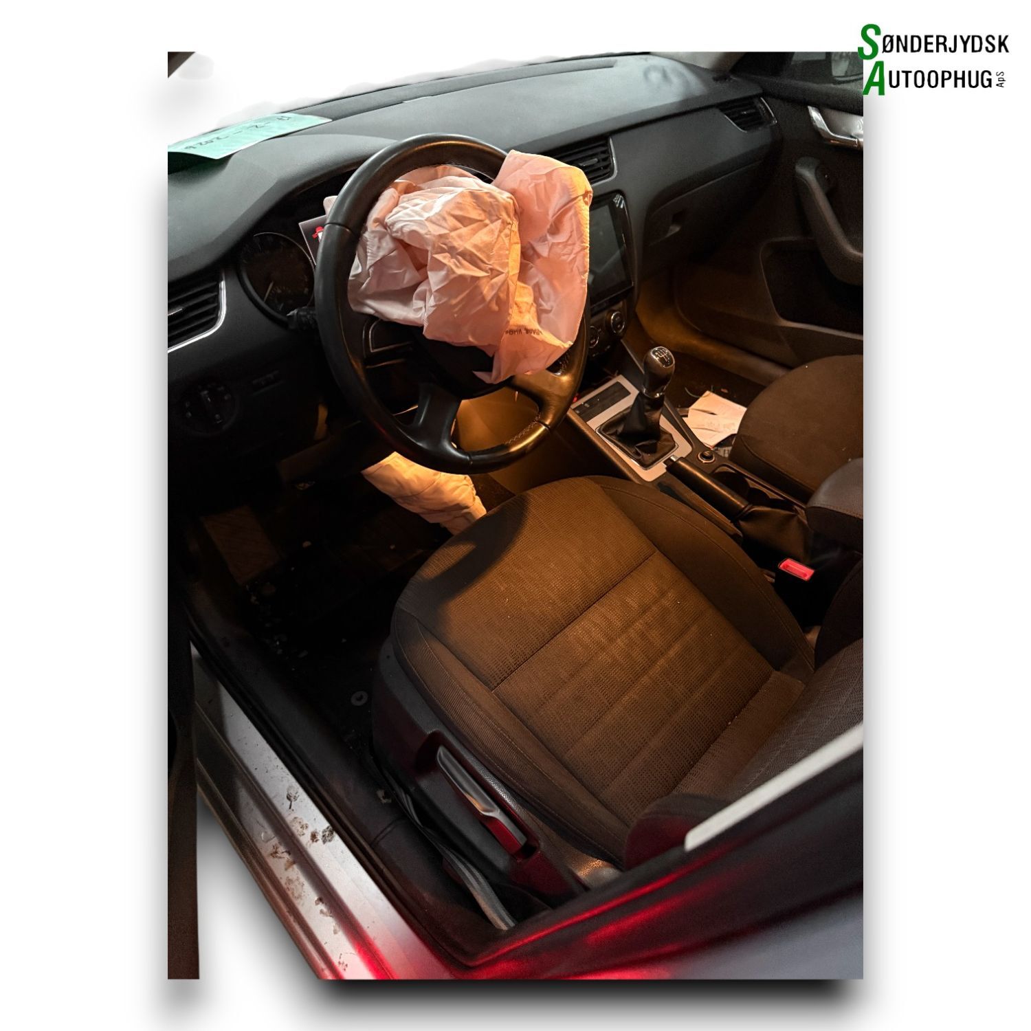 Skoda Octavia Pluk-Selv-Bil Med OEM Nr. Ophugger Fra Skoda Ophugger