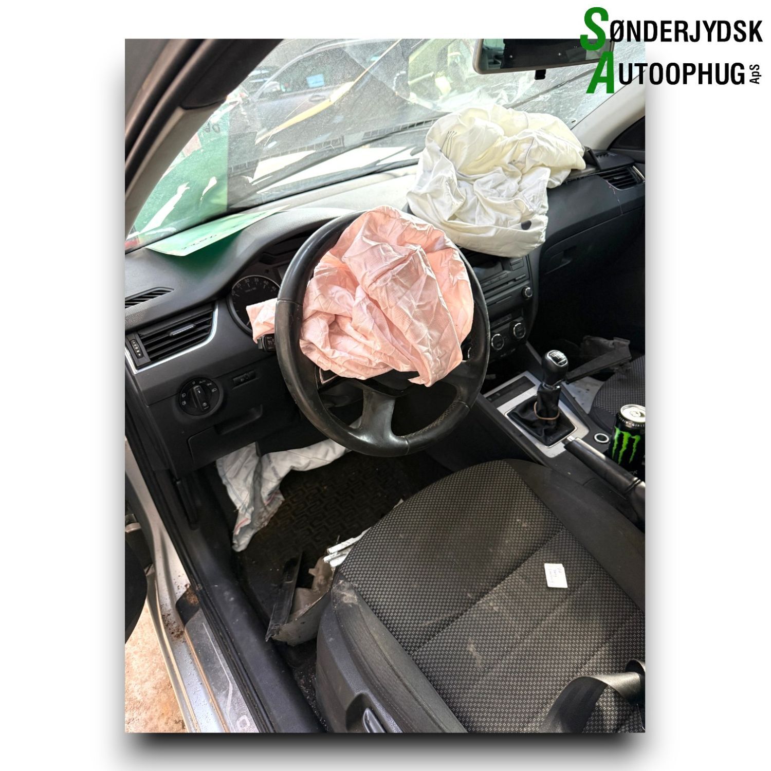 Skoda Octavia Pluk-Selv-Bil Med OEM Nr. Ophugger Fra Skoda Ophugger