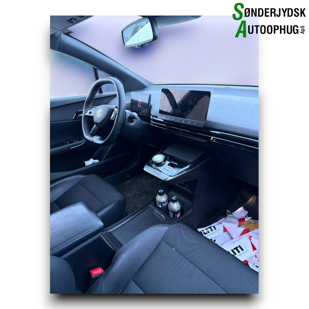 MG MG4 Electric Bil Til Salg Med OEM Nr. Ophugger Fra MG Ophugger