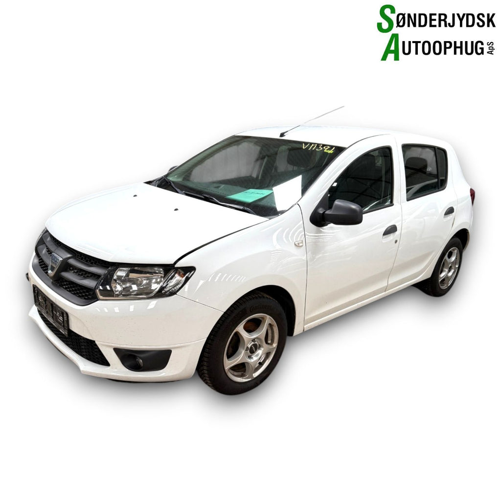 Dacia Sandero Ll Pluk-Selv-Bil Med OEM Nr. Ophugger Fra Dacia Ophugger