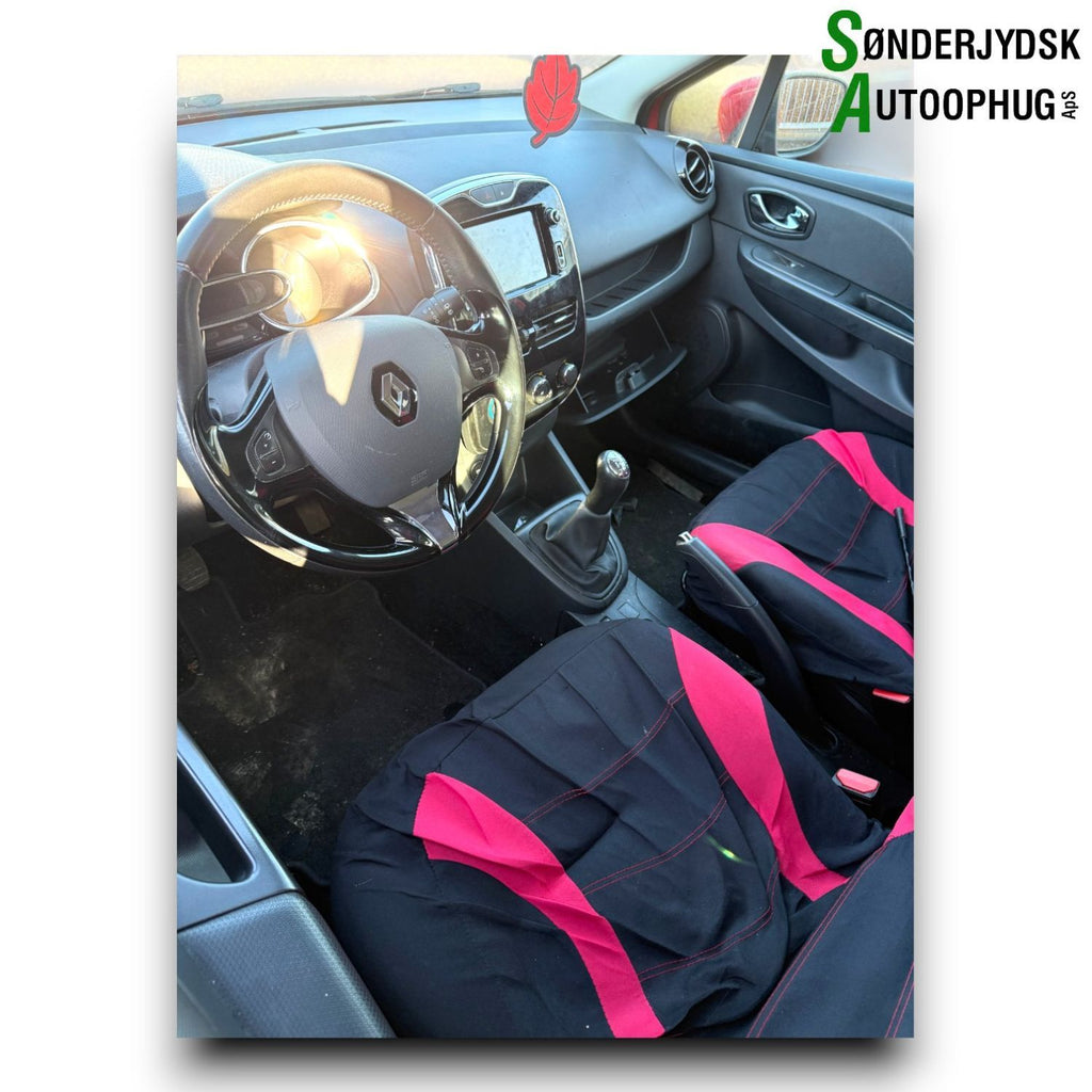 Renault Clio 4 Pluk-Selv-Bil Med OEM Nr. Ophugger Fra Renault Ophugger