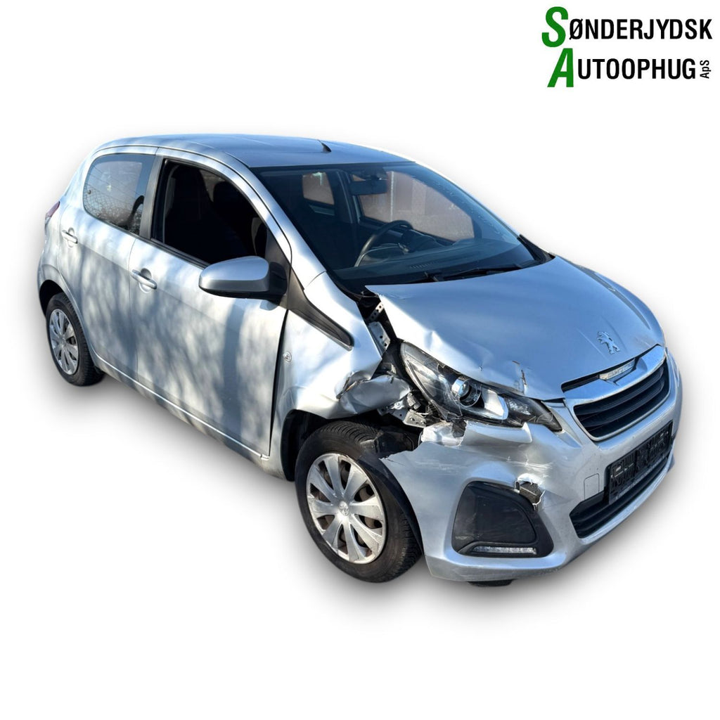 Peugeot 108 Pluk-Selv-Bil Med OEM Nr. Ophugger Fra Peugeot Ophugger
