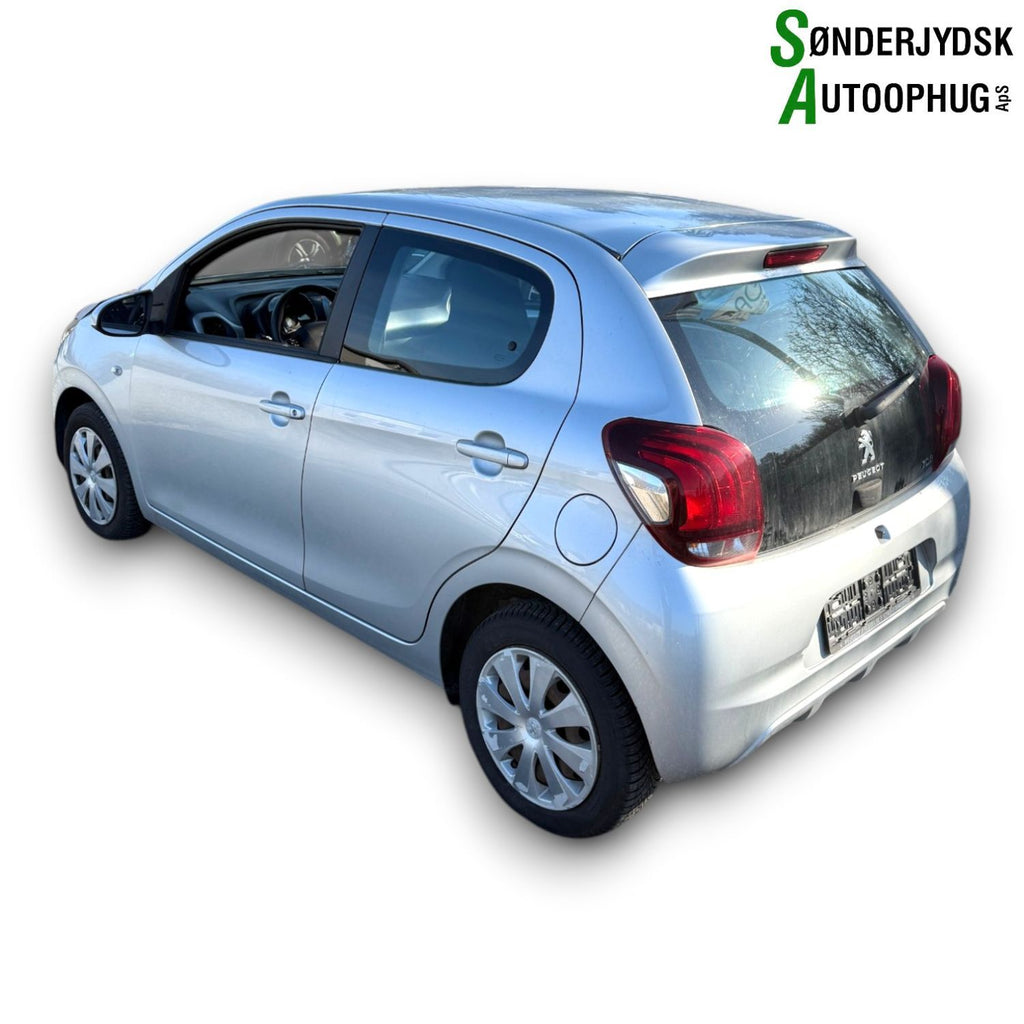 Peugeot 108 Pluk-Selv-Bil Med OEM Nr. Ophugger Fra Peugeot Ophugger