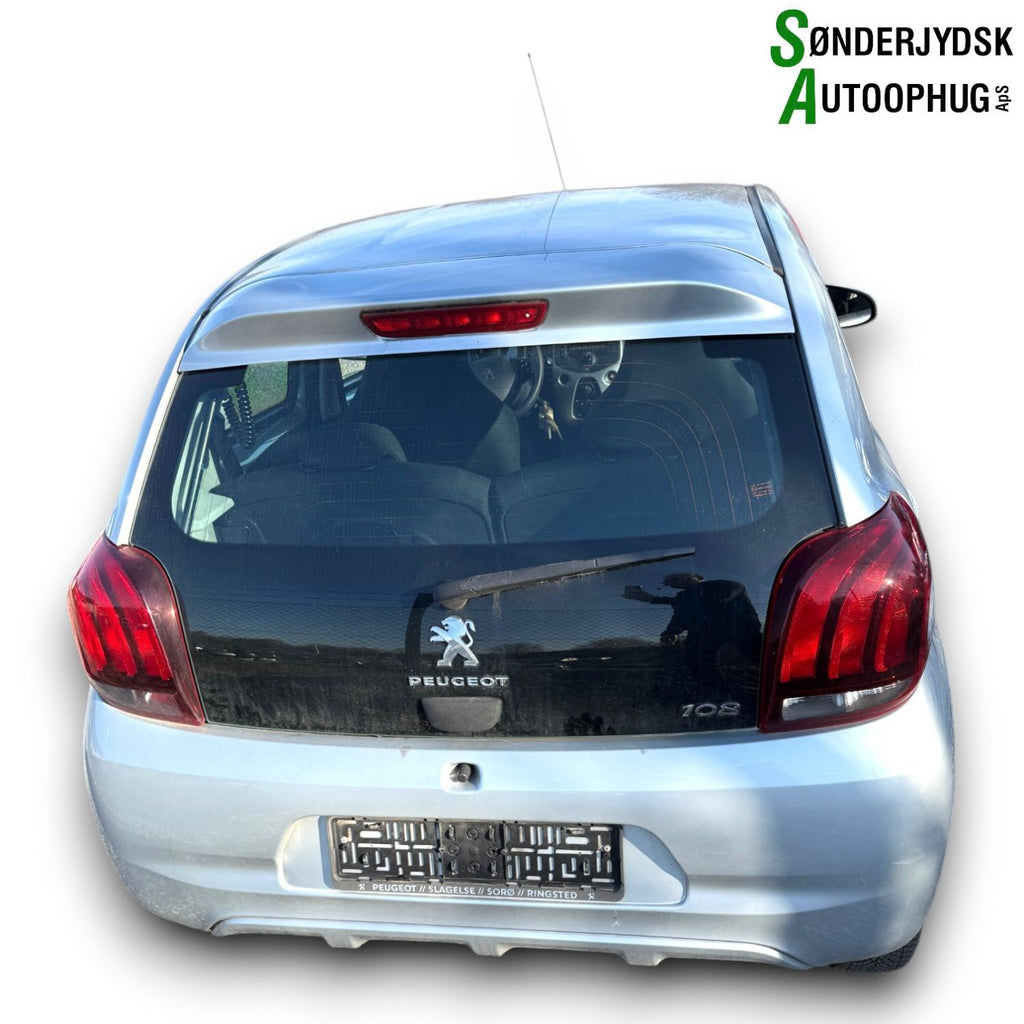 Peugeot 108 Pluk-Selv-Bil Med OEM Nr. Ophugger Fra Peugeot Ophugger