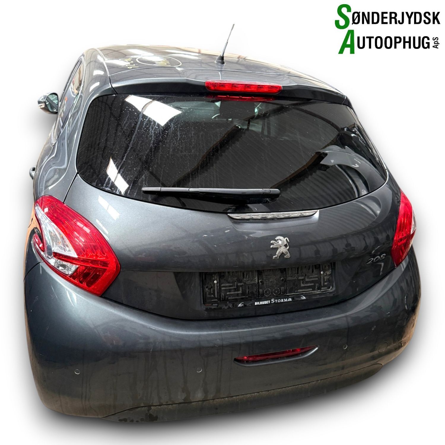 Peugeot 208 Pluk-Selv-Bil Med OEM Nr. Ophugger Fra Peugeot Ophugger