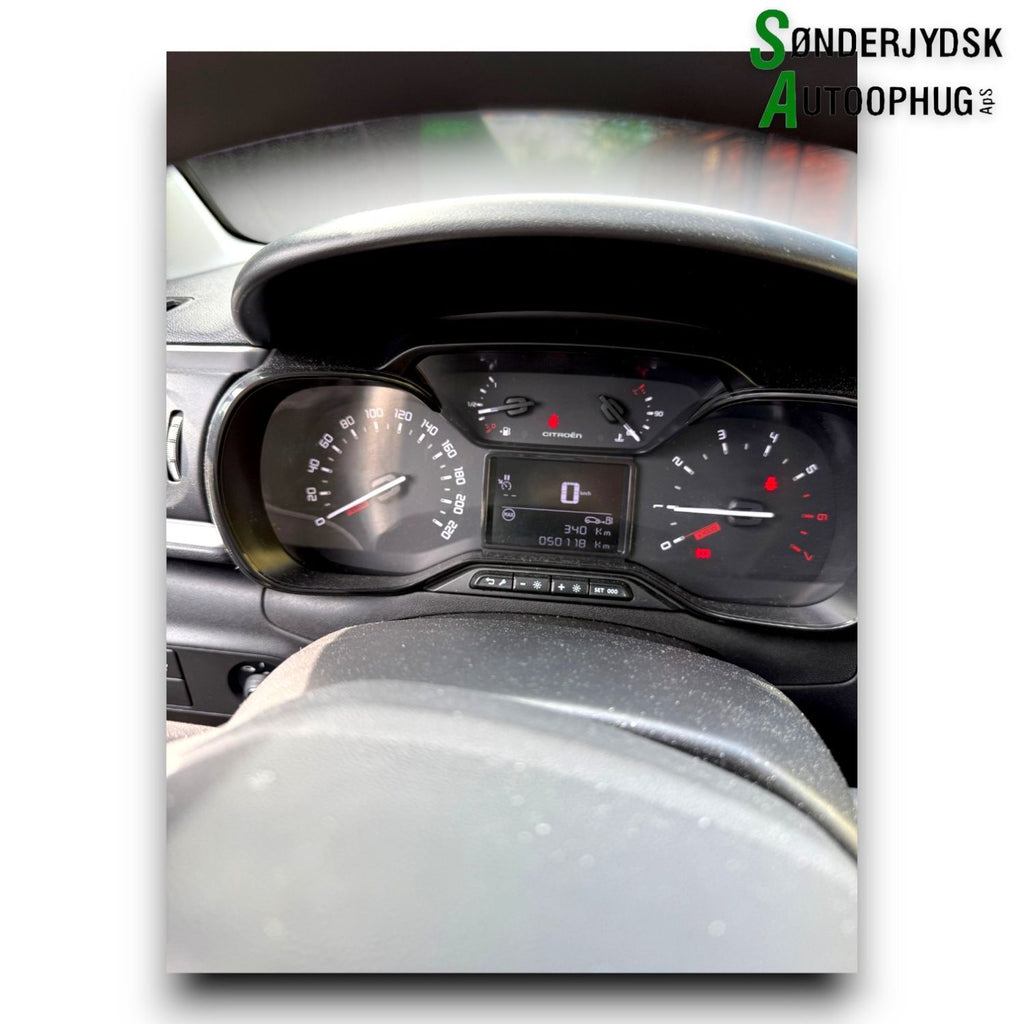 Citroen C3 III Pluk-Selv-Bil Med OEM Nr. Ophugger Fra Citroen Ophugger