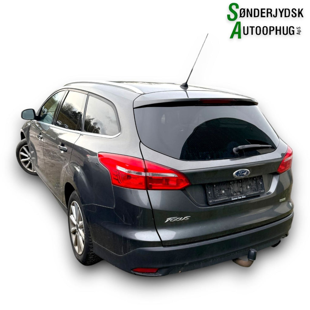 Ford Focus Pluk-Selv-Bil Med OEM Nr. Ophugger Fra Ford Ophugger