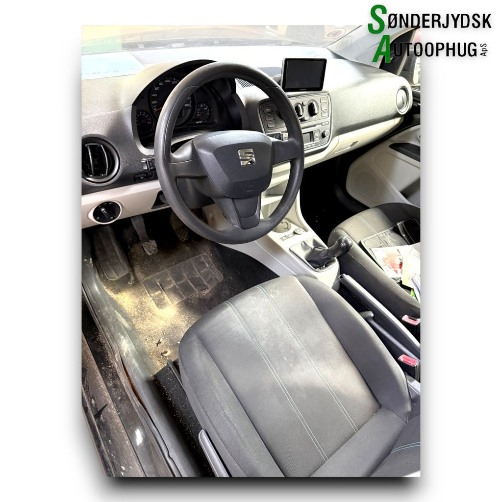 Seat Mii Pluk-Selv-Bil Med OEM Nr. Ophugger Fra Seat Ophugger