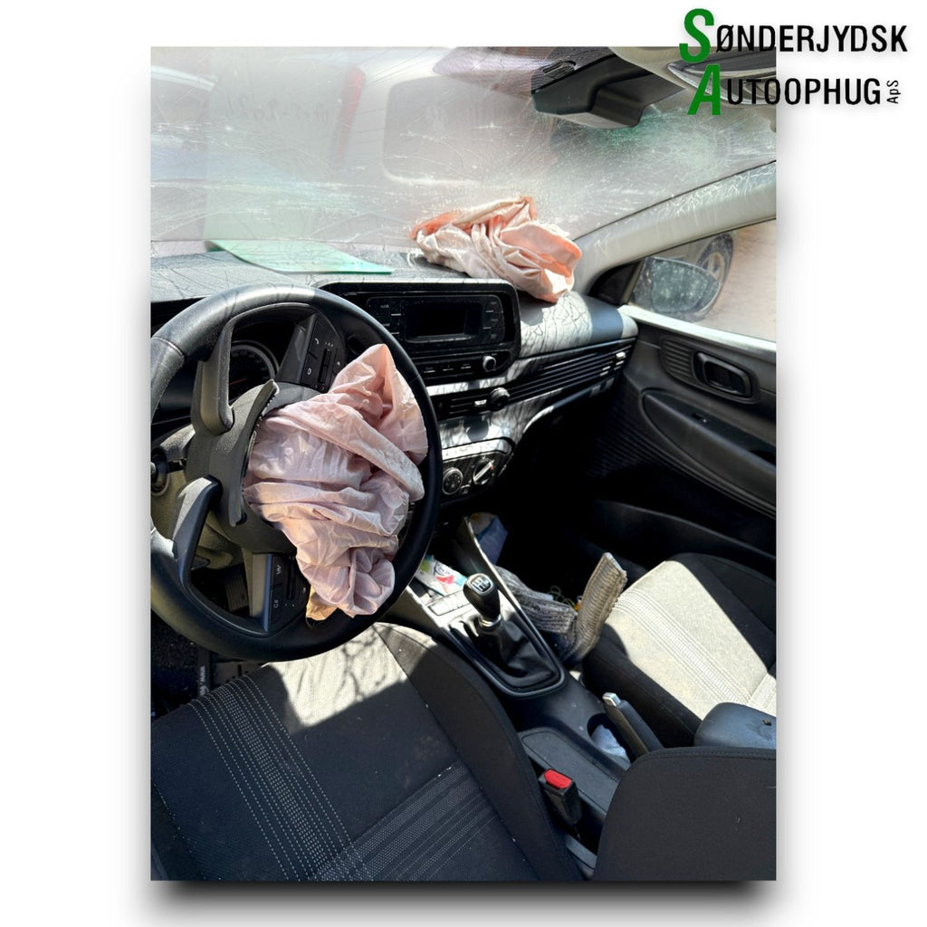 Hyundai I20 Nl Pluk-Selv-Bil Med OEM Nr. Ophugger Fra Hyundai Ophugger