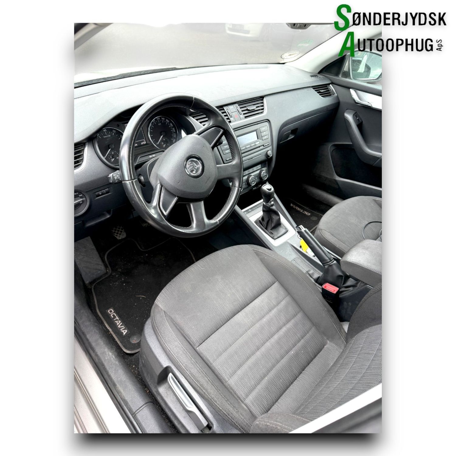 Skoda Octavia Pluk-Selv-Bil Med OEM Nr. Ophugger Fra Skoda Ophugger
