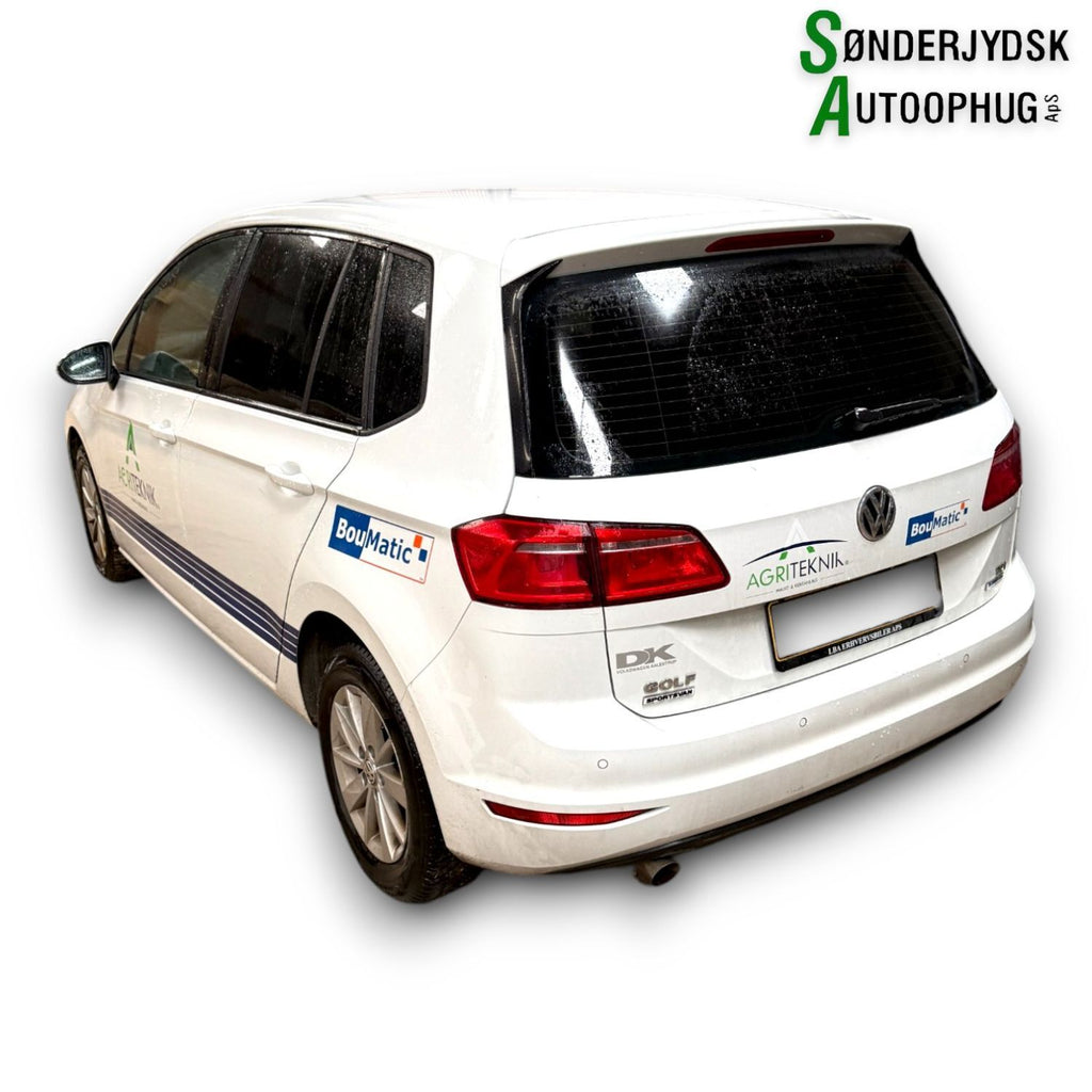 VW Golf Sportsvan Pluk-Selv-Bil Med OEM Nr. Ophugger Fra VW Ophugger