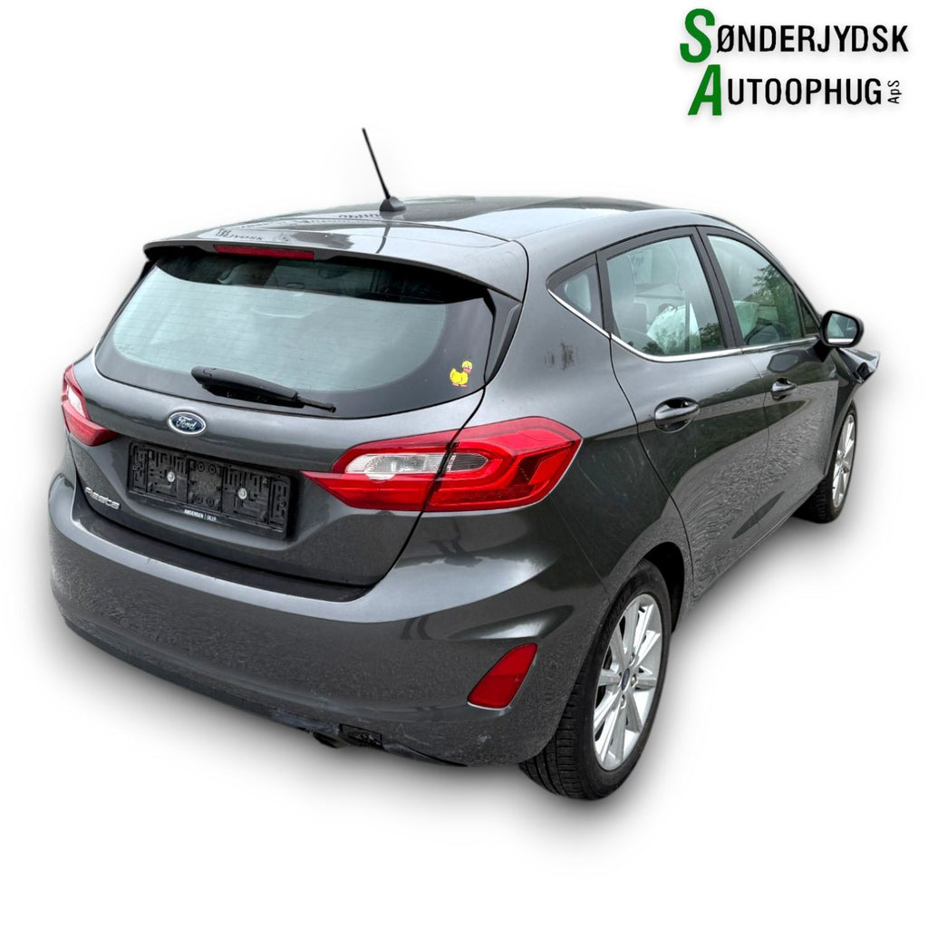 Ford Fiesta 8 Pluk-Selv-Bil Med OEM Nr. Ophugger Fra Ford Ophugger