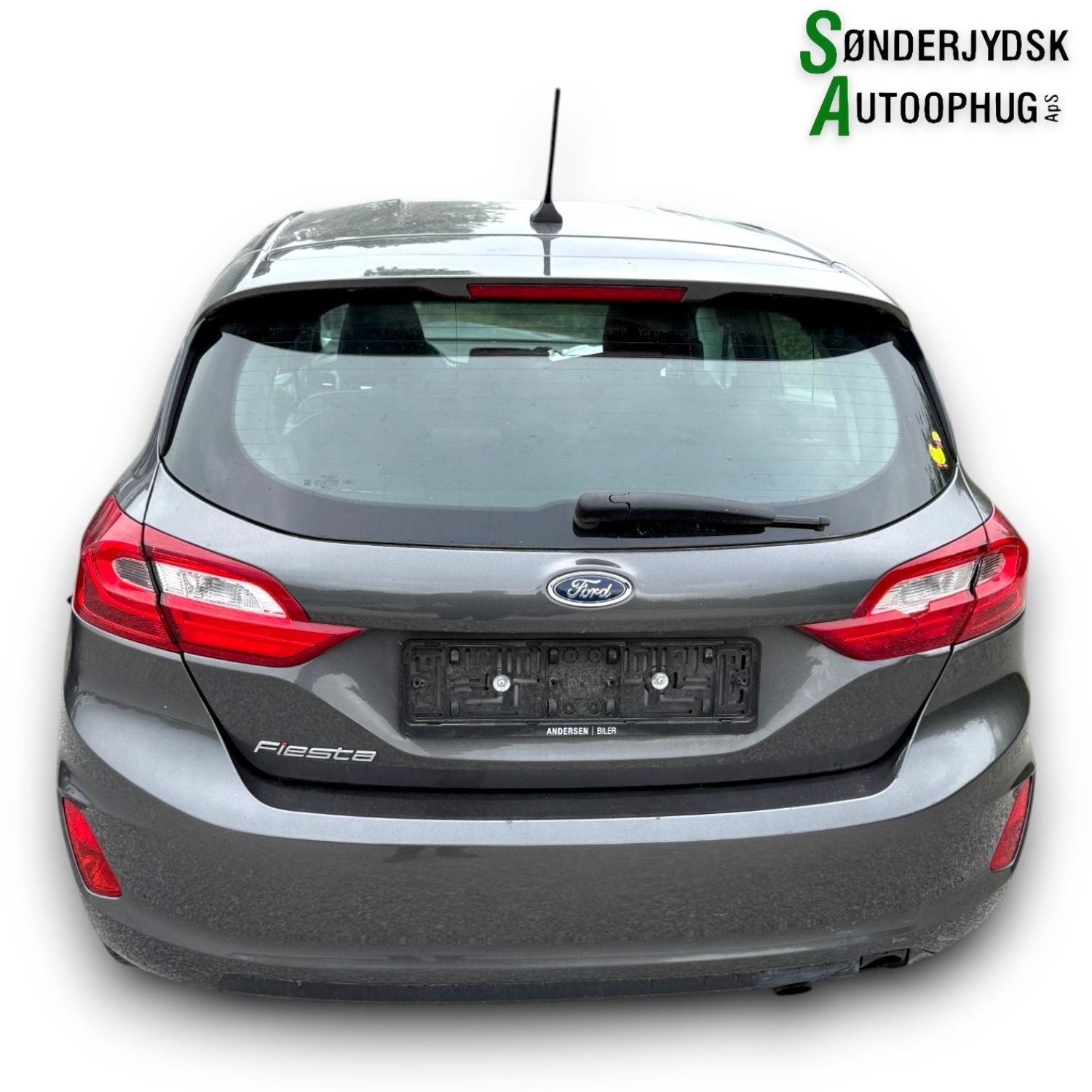 Ford Fiesta 8 Pluk-Selv-Bil Med OEM Nr. Ophugger Fra Ford Ophugger