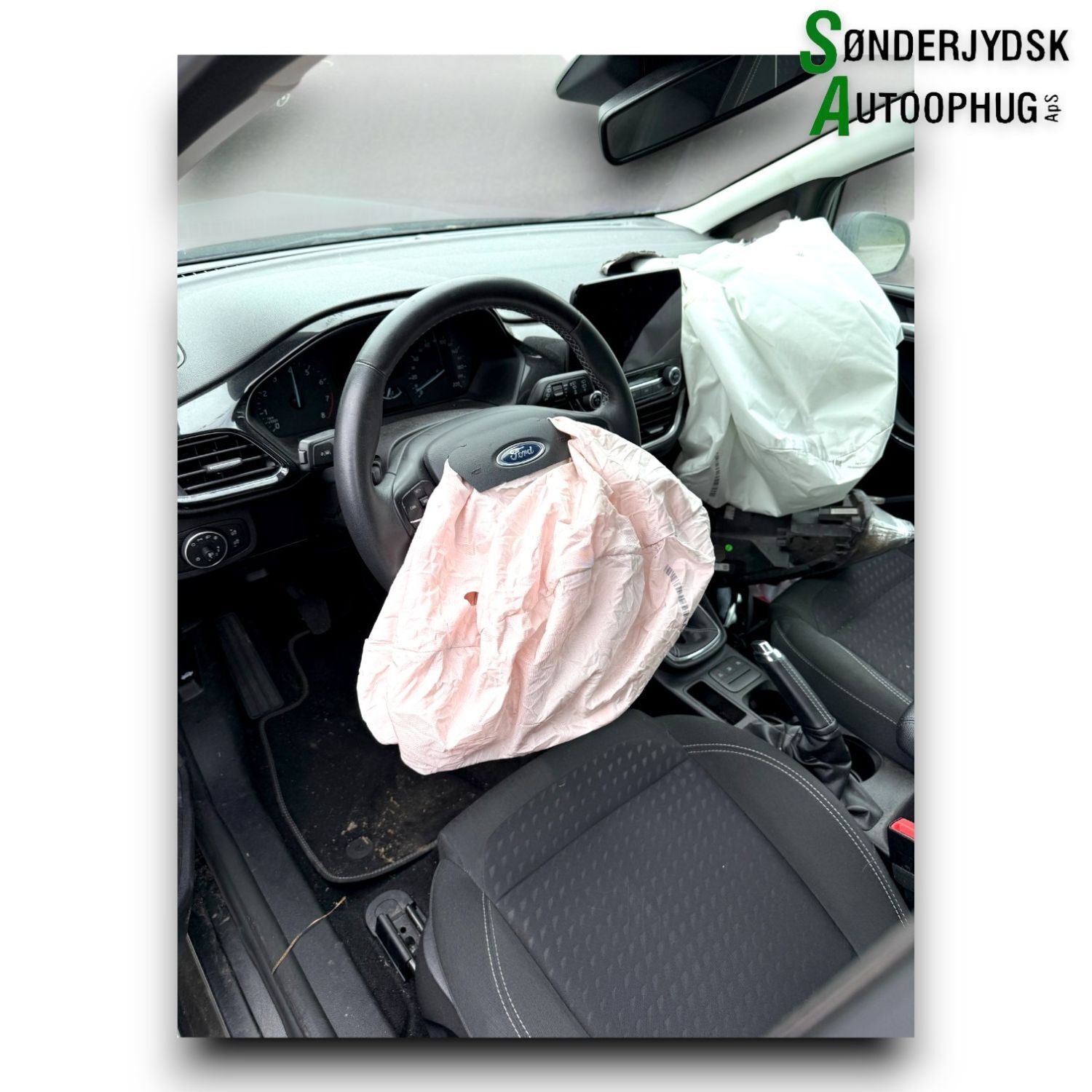 Ford Fiesta 8 Pluk-Selv-Bil Med OEM Nr. Ophugger Fra Ford Ophugger